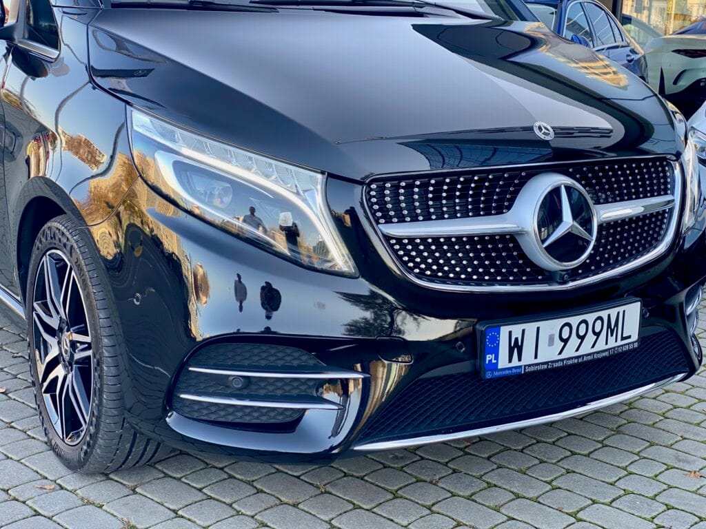 Wynajem prestiżowego busa dla 6 osób